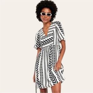 Old Navy NWT Aztec Embroidered Flutter Sleeve V-Neck Jacquard Swing Dress Sz xs